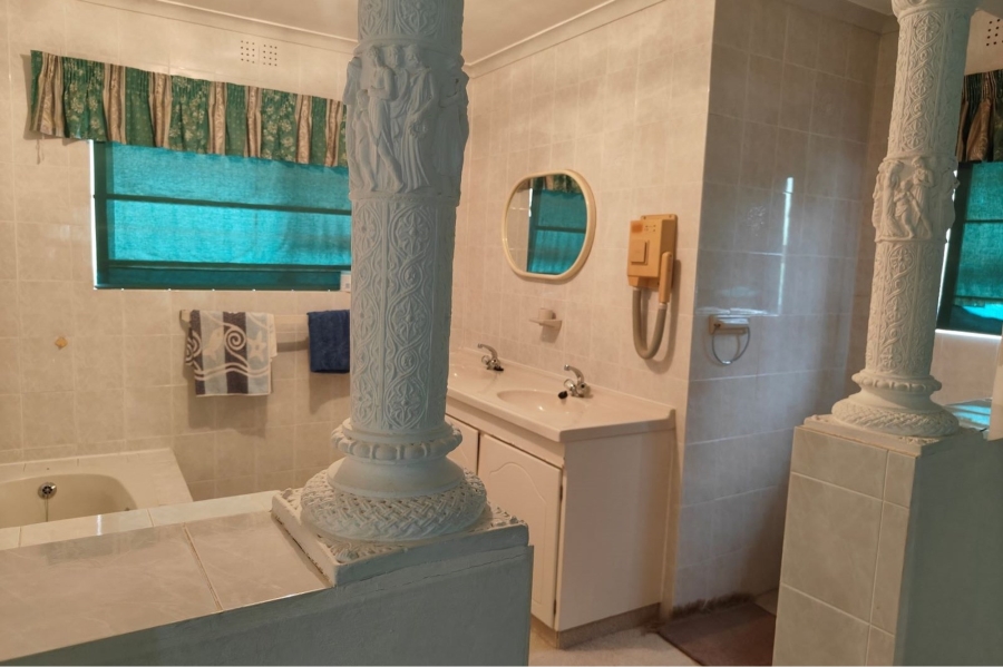 4 Bedroom Property for Sale in Moorreesburg Western Cape